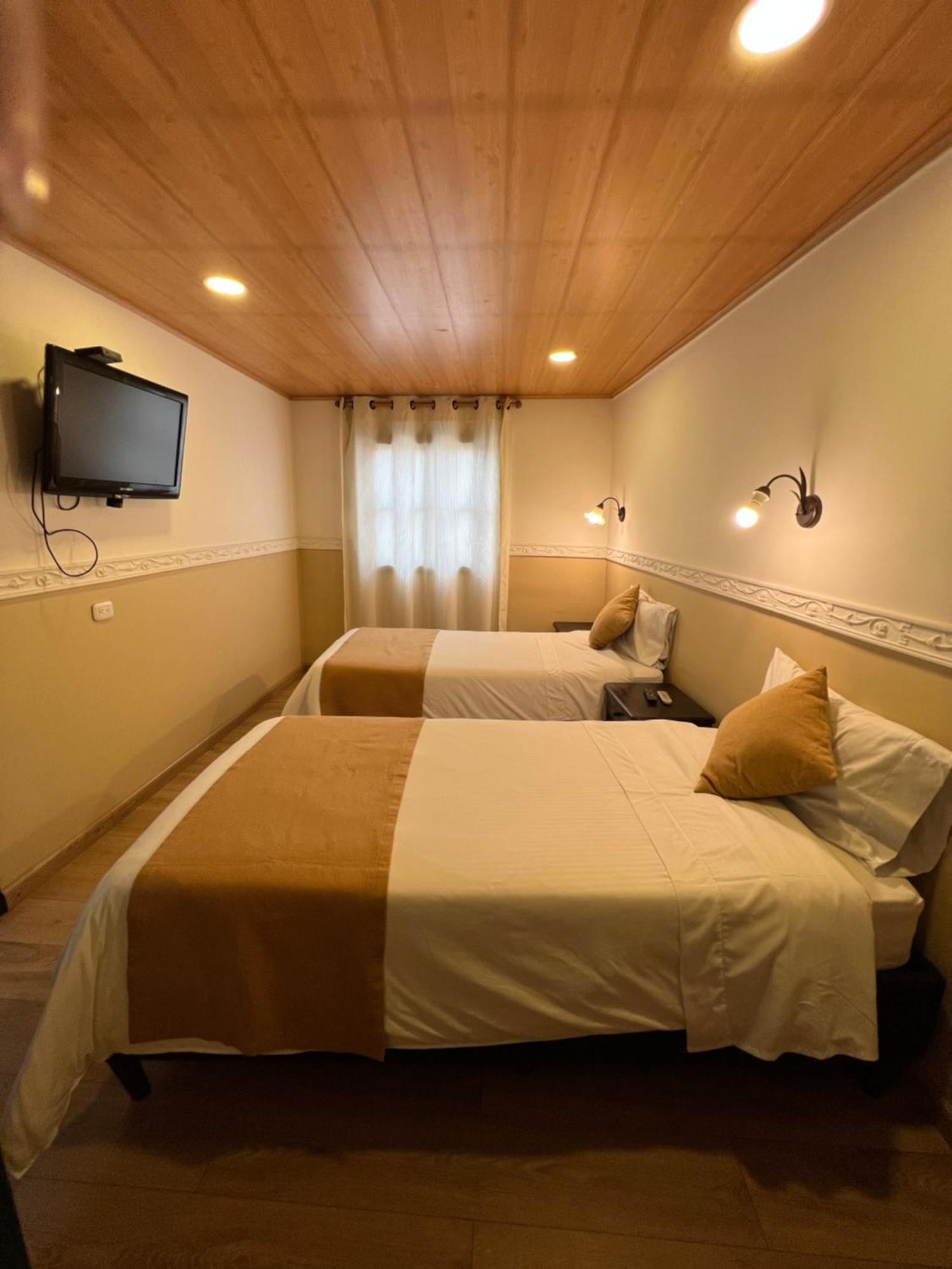 Hotel La Gran Casona Tunja Esterno foto